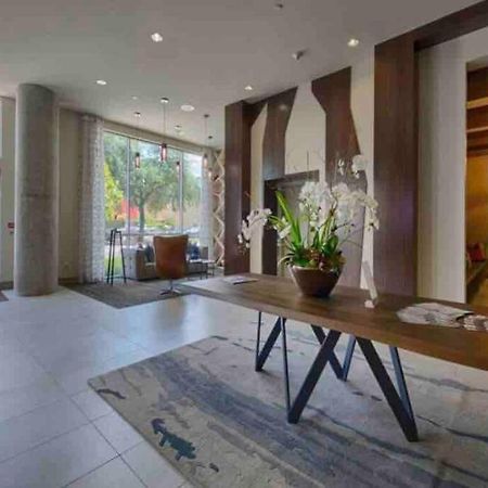 Htown Downtown Oasis Appartement Houston Buitenkant foto