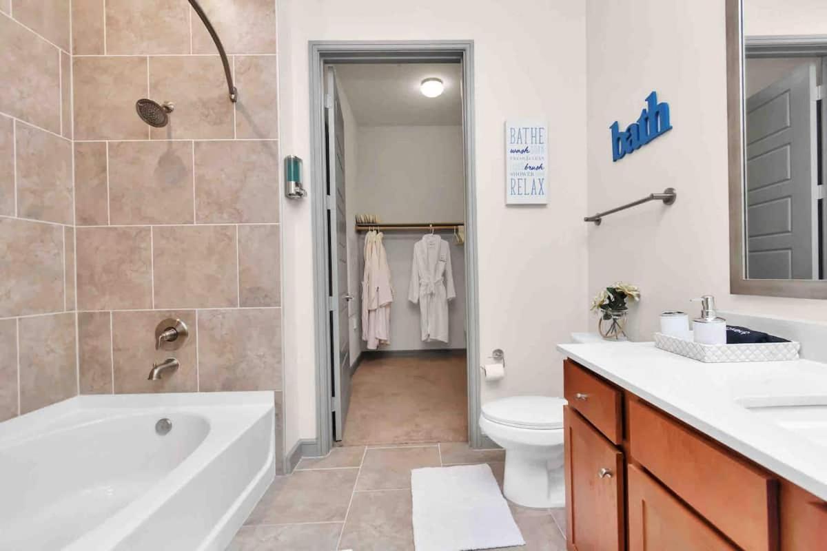 Htown Downtown Oasis Appartement Houston Buitenkant foto