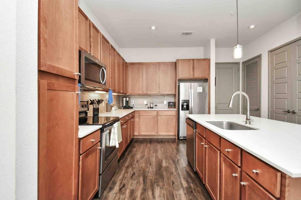 Htown Downtown Oasis Appartement Houston Buitenkant foto