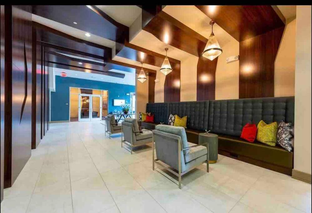 Htown Downtown Oasis Appartement Houston Buitenkant foto